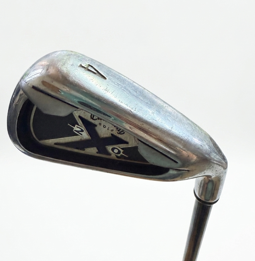 Hierro 4 Callaway grafito